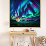 Malen nach Zahlen Nordlichter Traumlandschaft auf Leinwand über einem Holztisch mit Deko zusehen