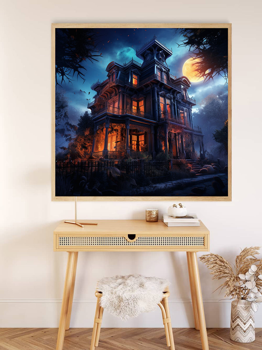 Halloween-Schauer Haus Malen nach Zahlen Set, leuchtendes gruseliges Haus auf einer Staffelei in modernem Raum.